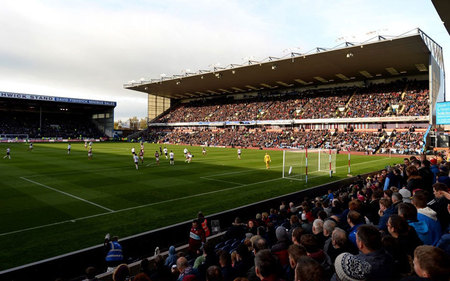 的防守建立 的防守建立